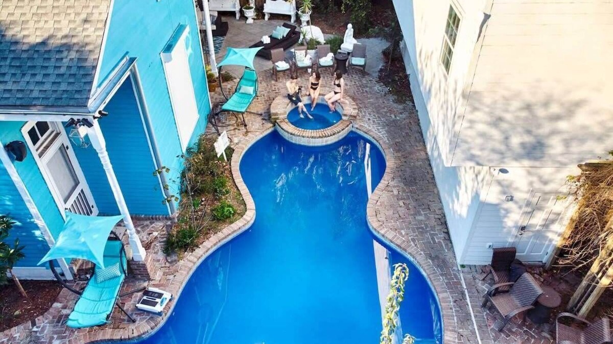 Faubourg Marigny Bed & Breakfast | Luxury Home | Unbeatable Location | Pool + Hot Tub