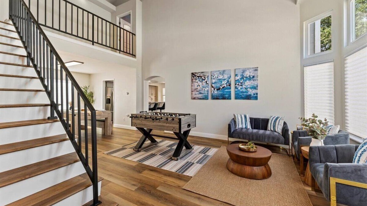 Sparks Villa | Luxury Home, W/Pool Table; 40 min from Tahoe