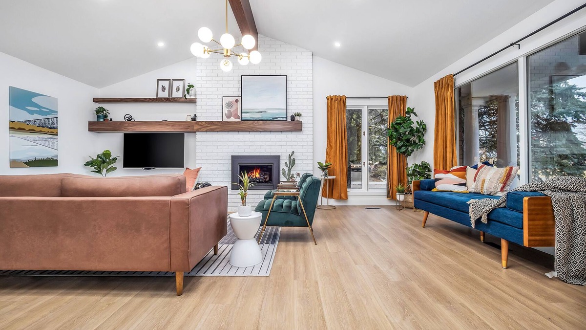 Lethbridge House | Luxury home with pool & hot tub
