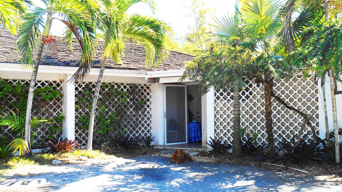 Nassau House | Luxury Home with Pool on 2 Acres of Virgin Land