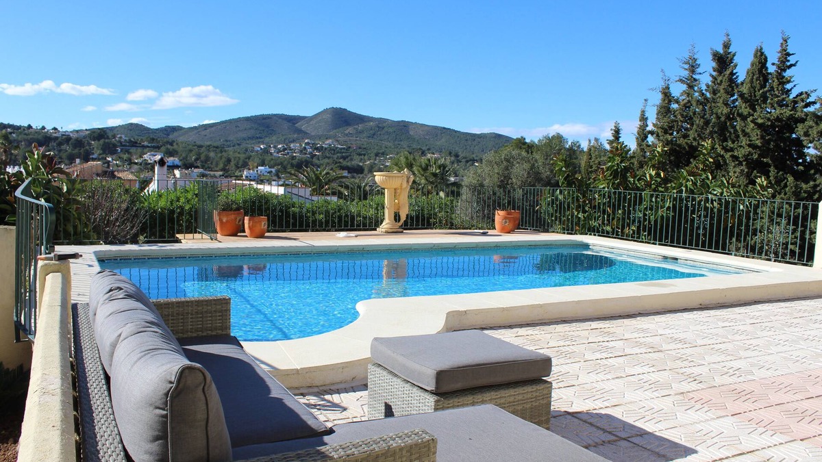 Tarraula Villa | Luxury home with swimming pool in beautiful location in Jávea. Beach 10 min.