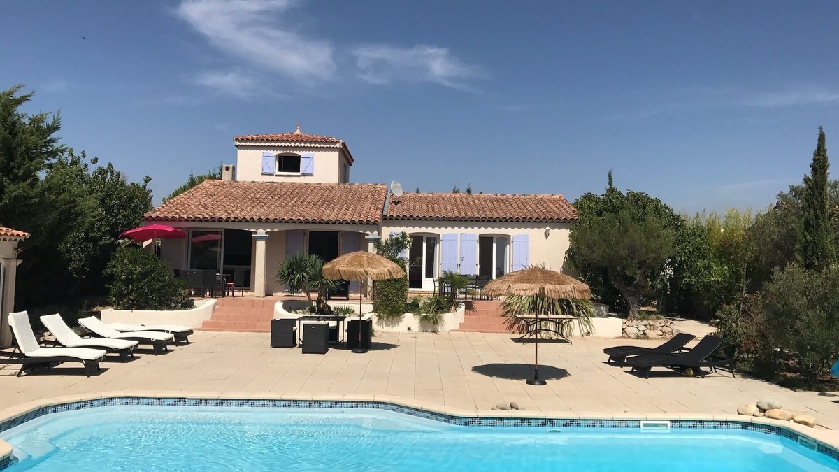 Carnoux-en-Provence House | Luxury house with large heated pool in spacious property, 10 min from the sea