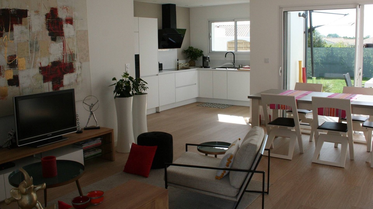 Thaire House | Luxury house, garden, thalasso at 6 kms