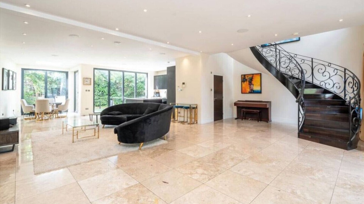 Chiswick Riverside House | Luxury House in London