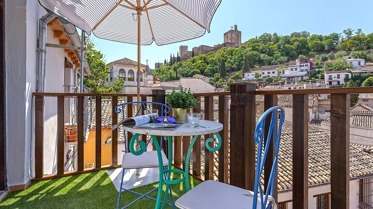 Albaicin Apartment | Luxury house in Granada Center. Reyes II