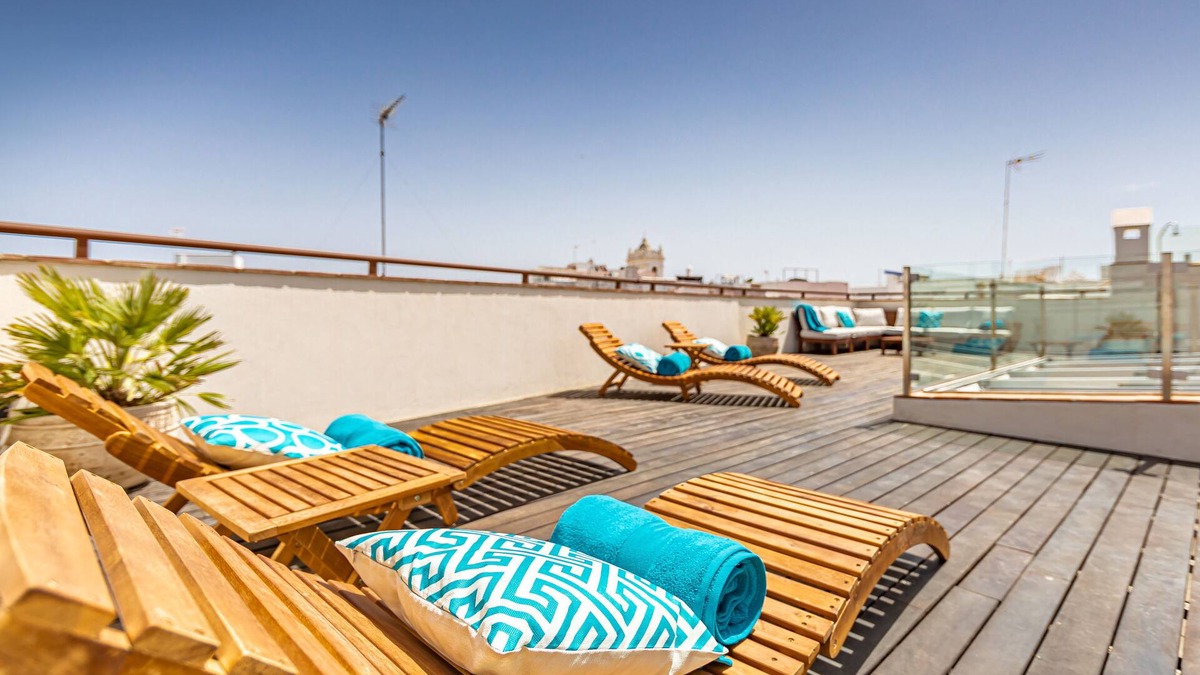 Tarifa House | Luxury house in the old town with pool and close to the beach