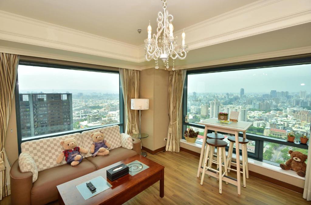 West District Apartment | Luxury House