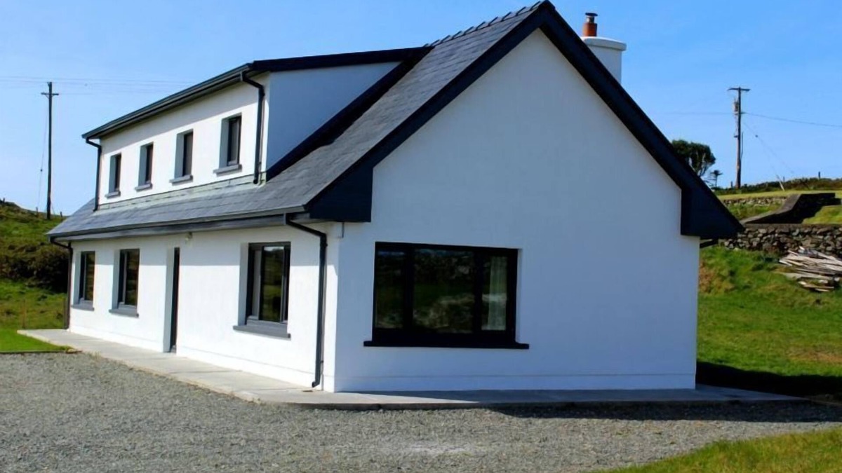 The Whitford House Hotel Apartment | Luxury house with stunning views of Mannin Bay