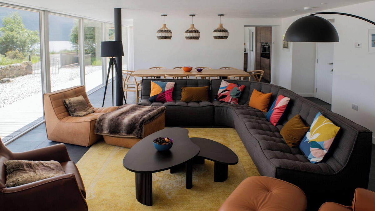 Ardelve House | Luxury house with stunning sea and mountain views