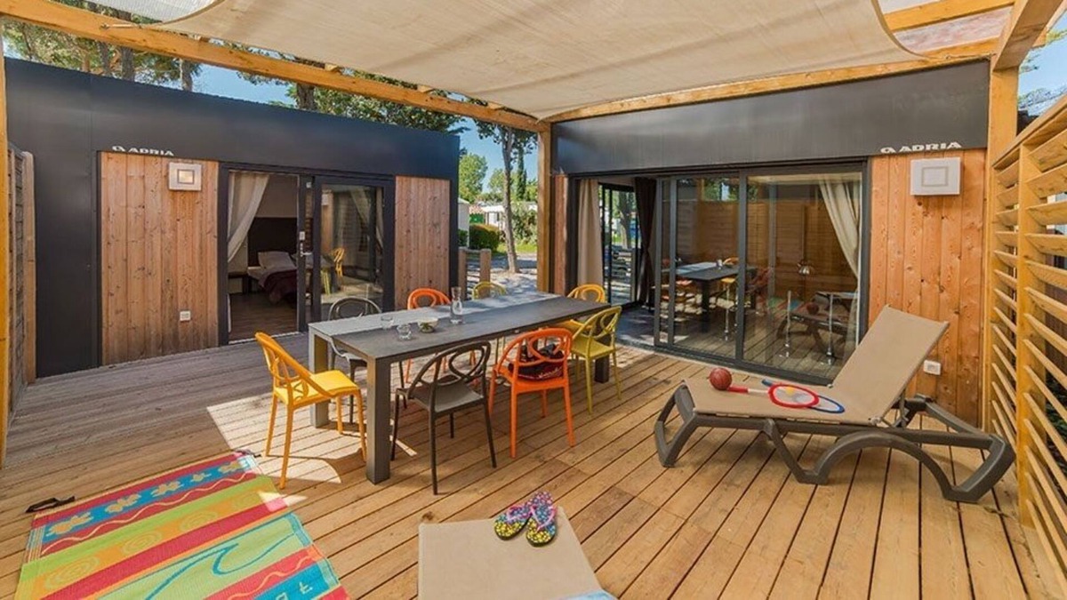 Le Barcares RV Rental | Luxury in 4 * Plain Air Hotels