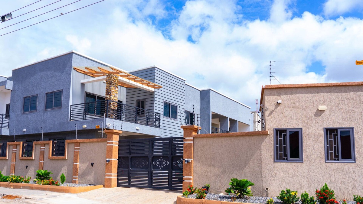 Amrahia Apartment | Luxury in Amrahia - 2-Bedroom Apartment Home with Backup Solar and 24/7 Security