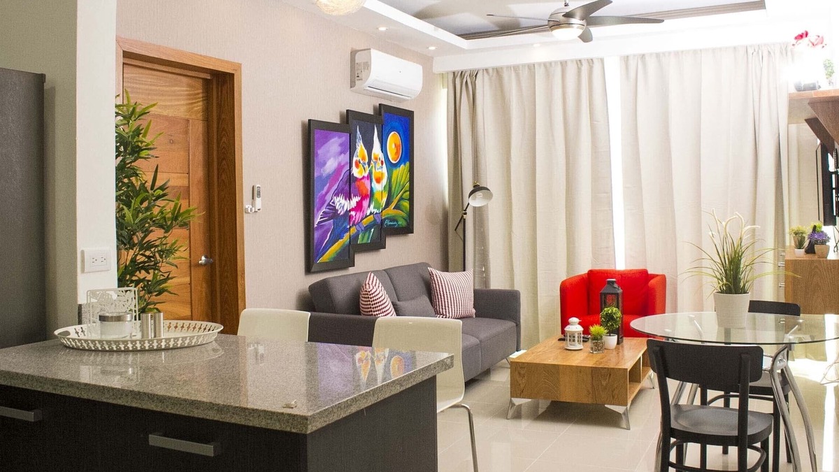 Sarasota Apartment | Luxury in Bella Vista with roof top Jacuzzi area !