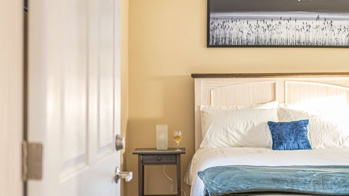 New Glasgow Apartment | Luxury Inn - Unit 2 - Heart of New Glasgow