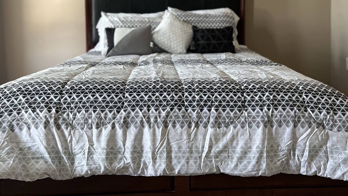 Parker Ford House | Luxury King Of Prussia Oasis