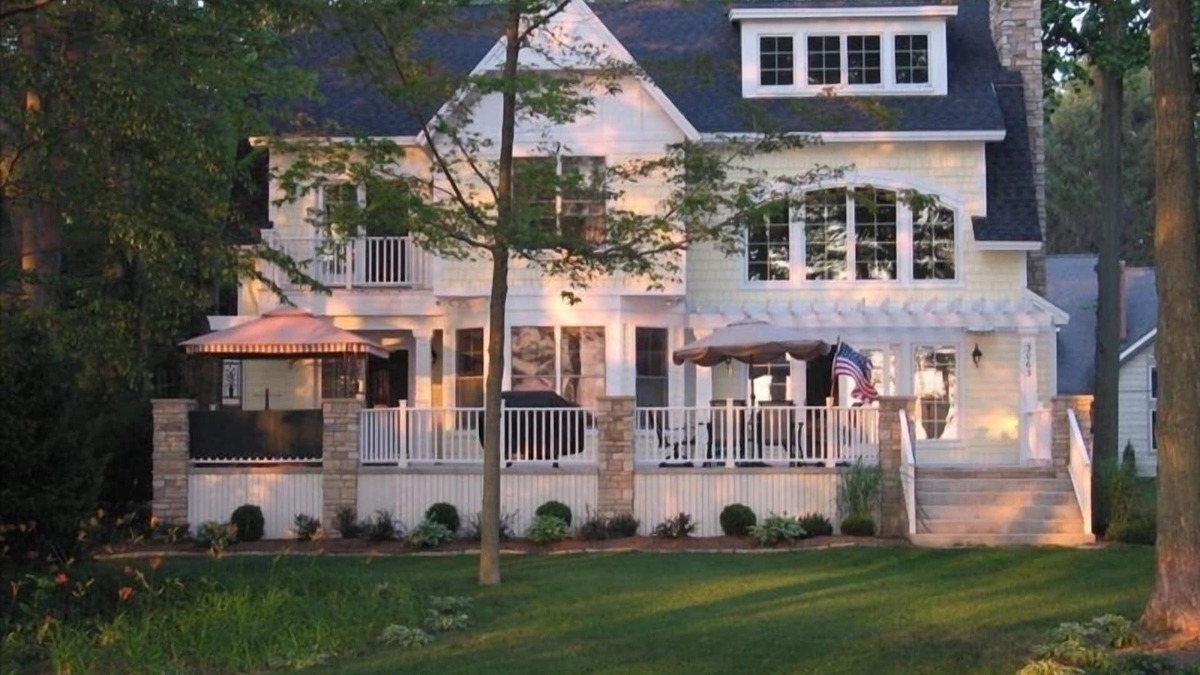 Douglas House | Luxury Lake Michigan Home