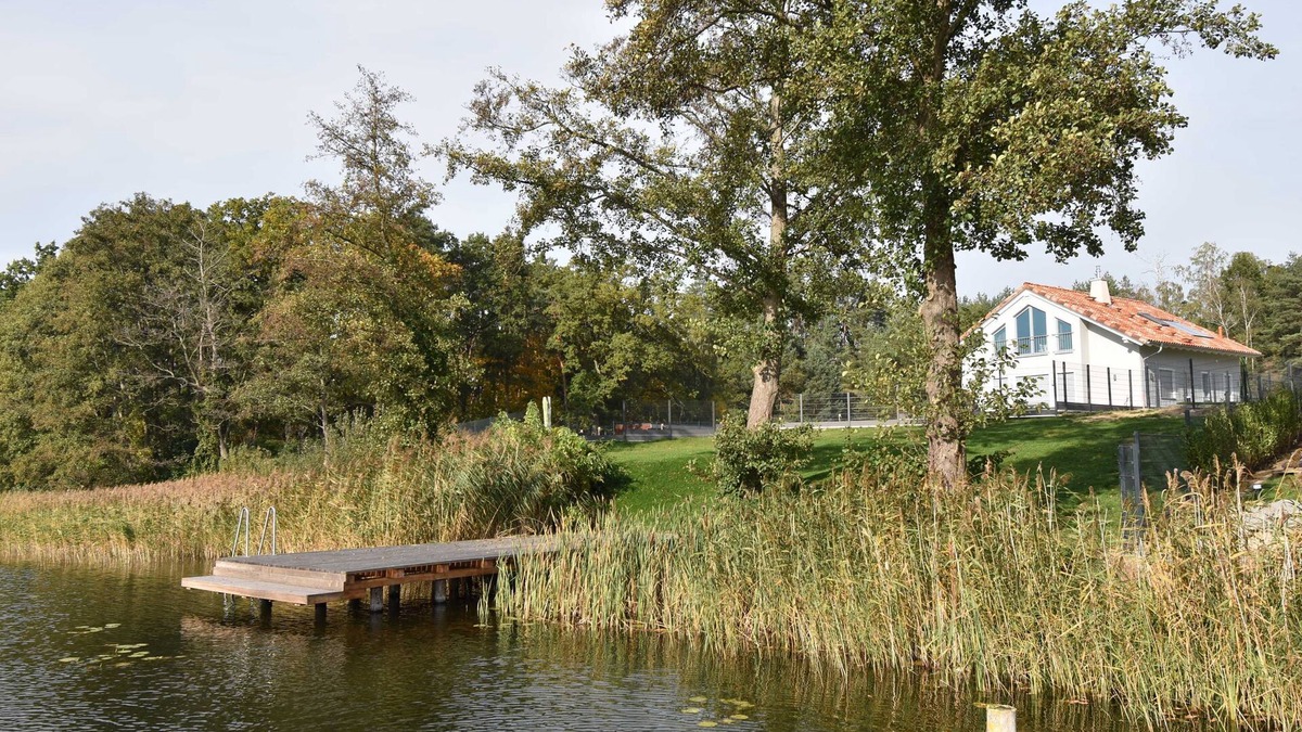 Krakow am See House | Luxury lake residence with sauna, fireplace, private lake access -25% - Ferienhaus Rohrdommel 2
