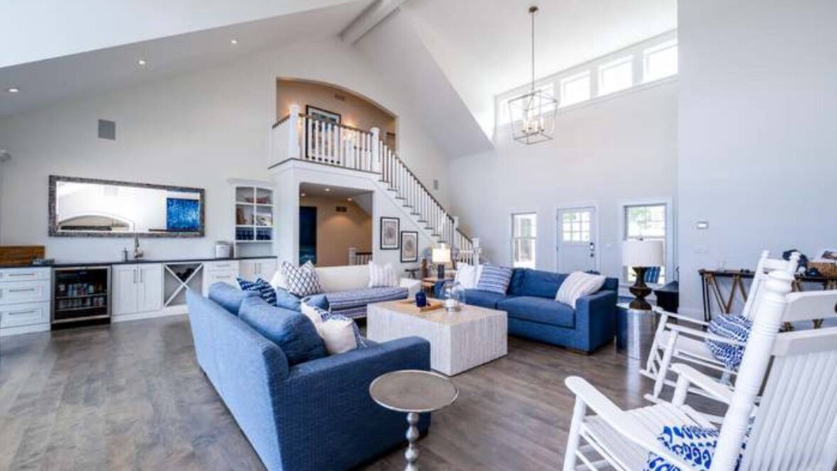 New Buffalo House | Luxury lakefront home w/heated saltwater pool, cabana at top of beach stairs