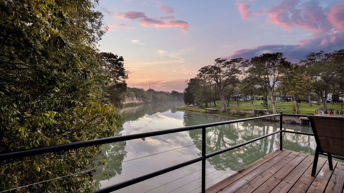 Seguin House | Luxury Lakefront Oasis With Boat Dock-firepit