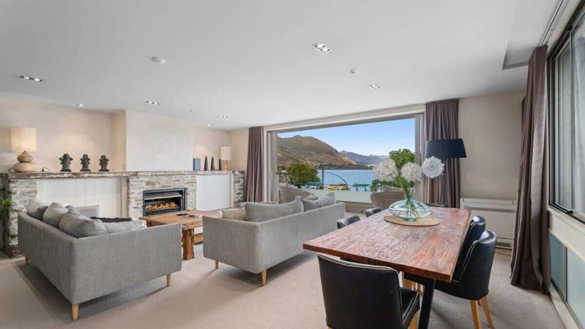 Wanaka Apartment | Luxury Lakeview on Ardmore with Sauna