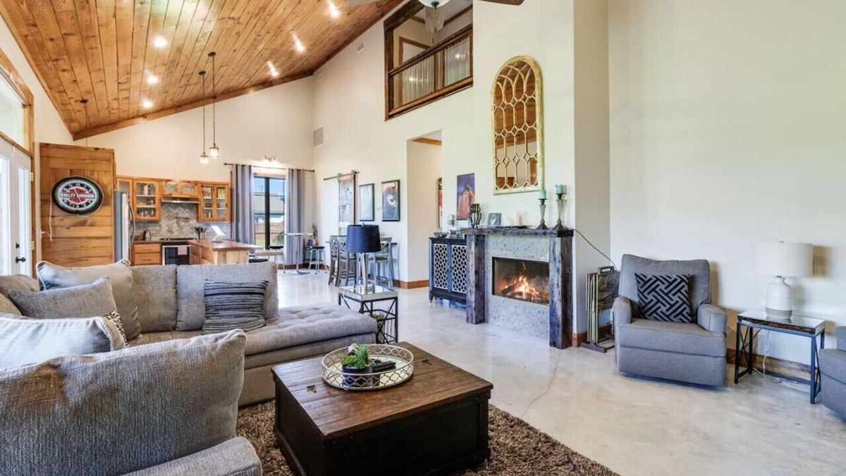 Milton House | Luxury Living in a Barndominium