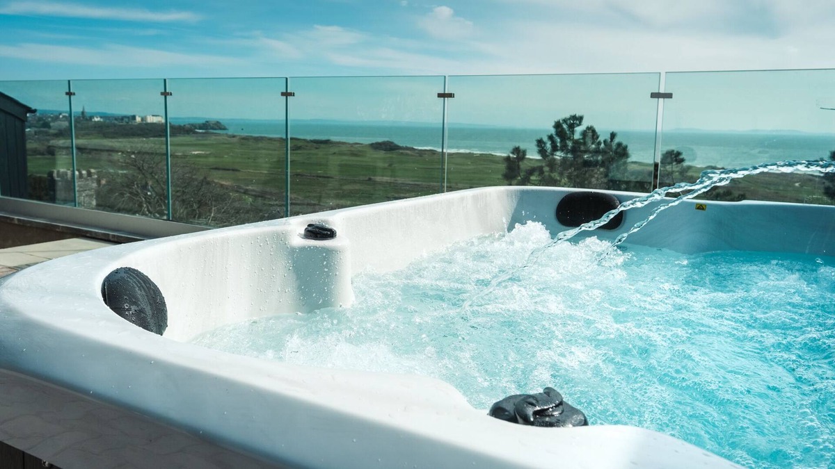 Penally Cabin | Luxury Lodge with panoramic sea views and private hot tub - 5 mins walk to beach