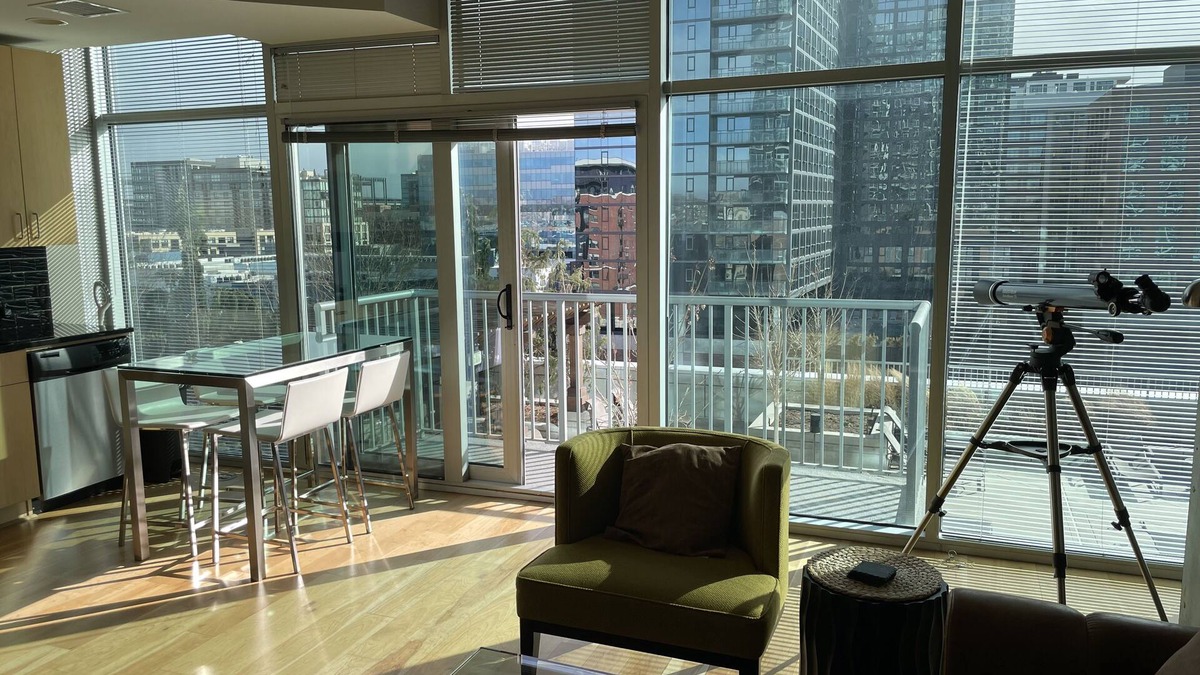 LoDo Condo | Luxury Lodo Denver High-Rise, Amazing Denver views, near Union Station, pool