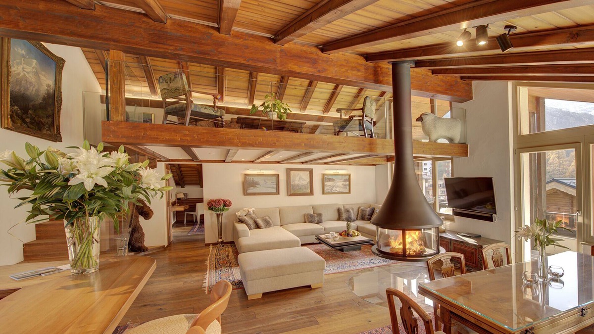 Zermatt Apartment | Luxury Loft, 100m to ski lift and piste, 3 En-suite Bedrooms, Matterhorn view