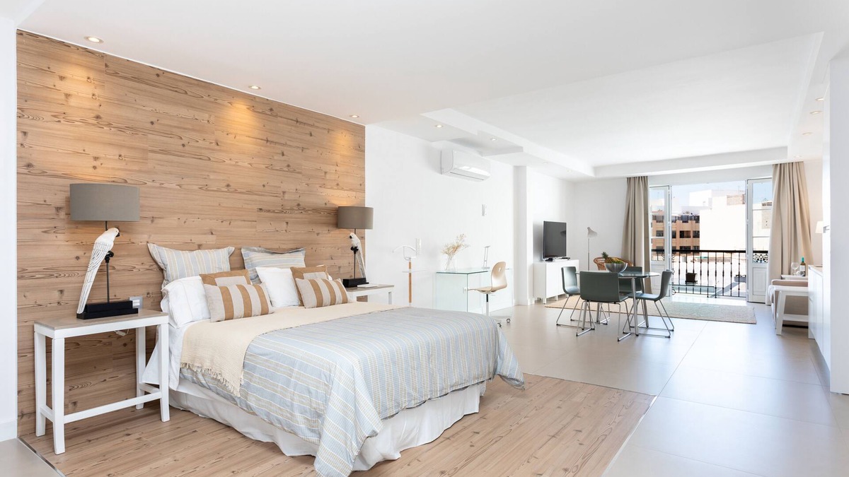Arrecife Apartment | Luxury loft in the center of Arrecife. Very spacious and bright. Newly renovated!