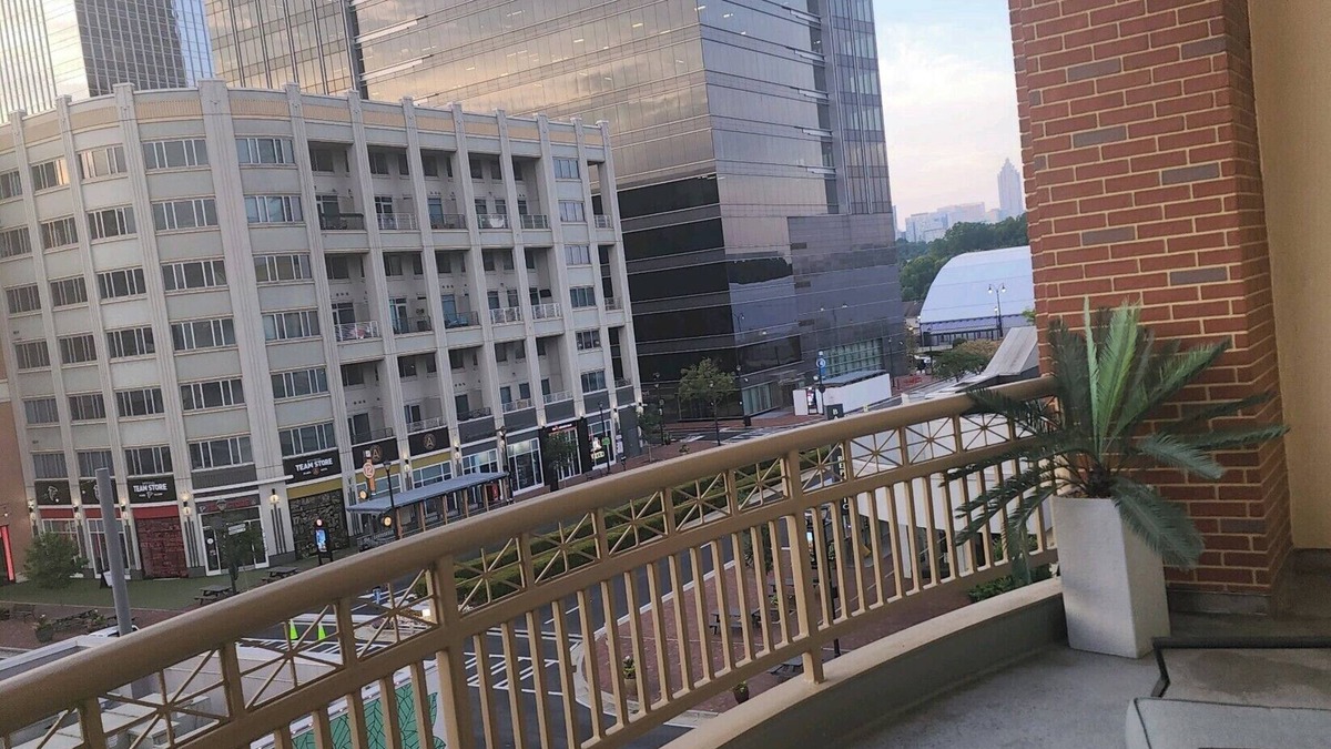 Loring Heights Condo | Luxury Lofts at Atlantic Station