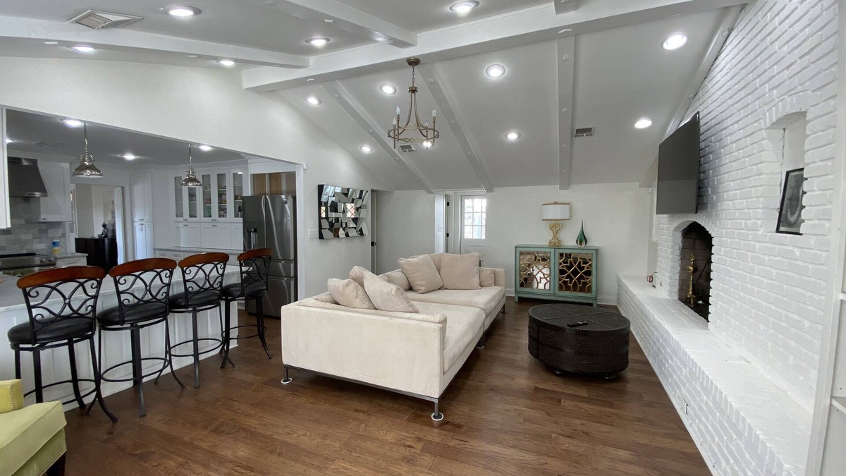 Artesia House | Luxury Marble Getaway for a place you’ll never want to leave