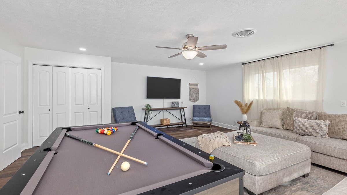 Lake Charles House | Luxury Meets Convenience-Your Private Oasis Awaits!