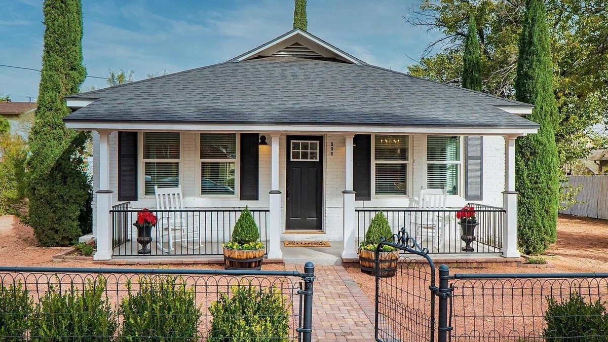 Clarkdale Cottage | Luxury Meets Historic in This Boutique One of a Kind Clarkdale Getaway