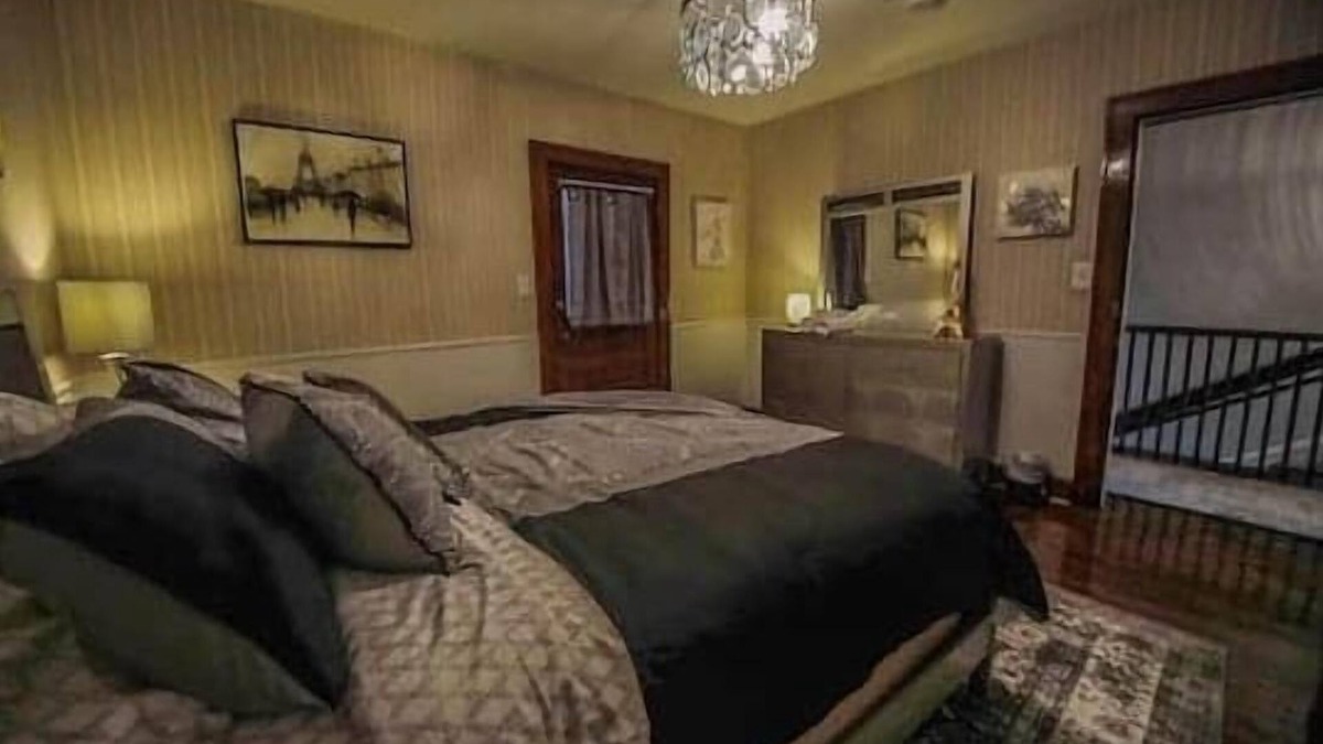 Fourmile Apartment | Luxury Meets History: High End Boutique Vibes