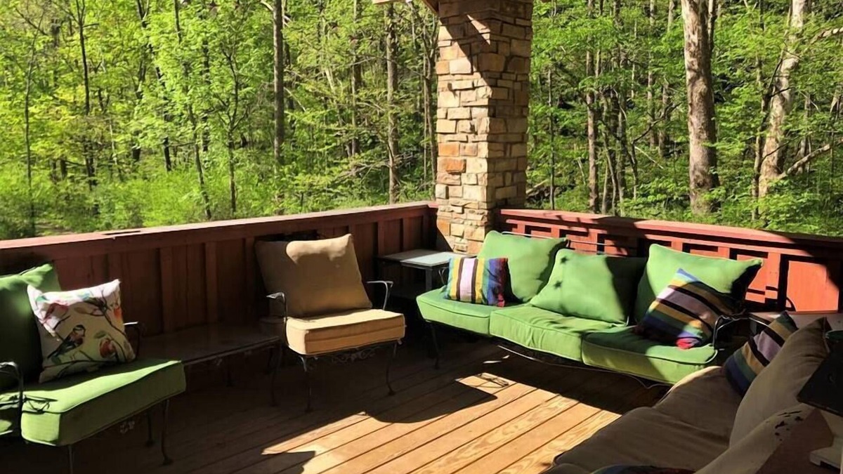 Blacksburg House | Luxury Mill Creek Cabin in Blacksburg