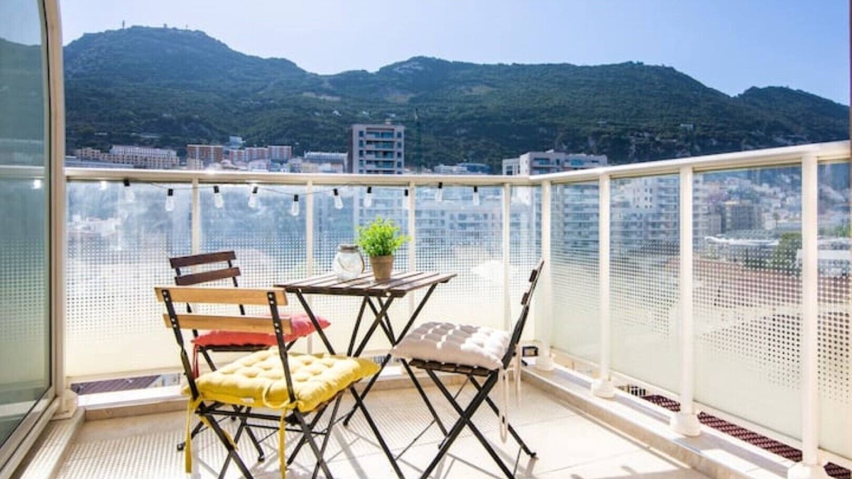 Gibraltar Apartment | Luxury modern apartment with exceptional views!