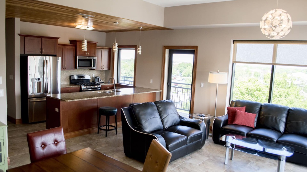 North Central Columbia Apartment | Luxury Modern Downtown Columbia Lofts. 2 Beds, 2 Baths