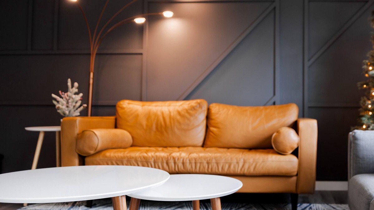 Four Corners House | Luxury Modern King Suite - Family/Business Getaway