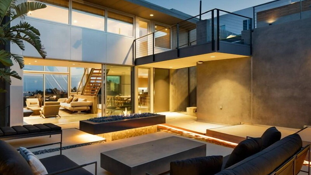Hollywood Hills West House | Luxury Modern Minimalist Japanese-Style Home in Hollywood Hills, Los Angeles