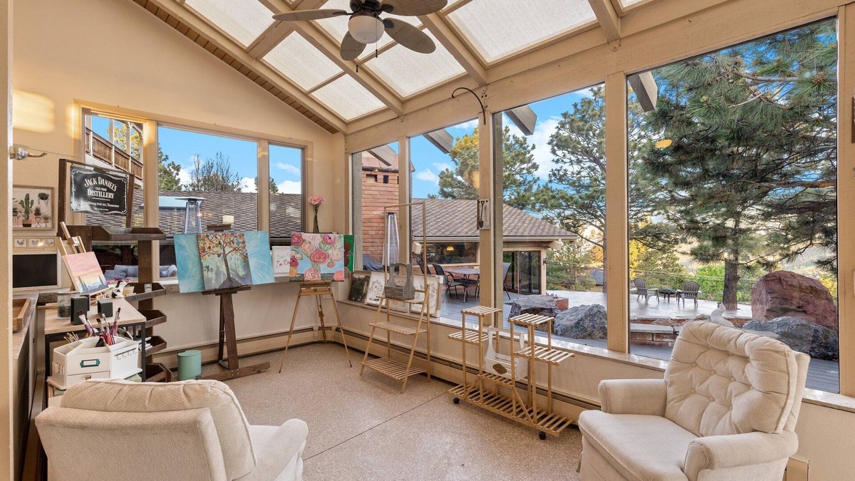 Golden Villa | Luxury Mountain View Entire First Floor