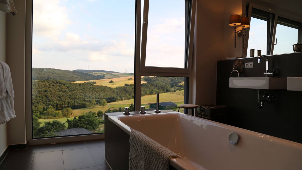 Hain House | LUXURY NEW CONSTRUCTION in prime location: Eifel, Nürburgring, A61, panoramic view