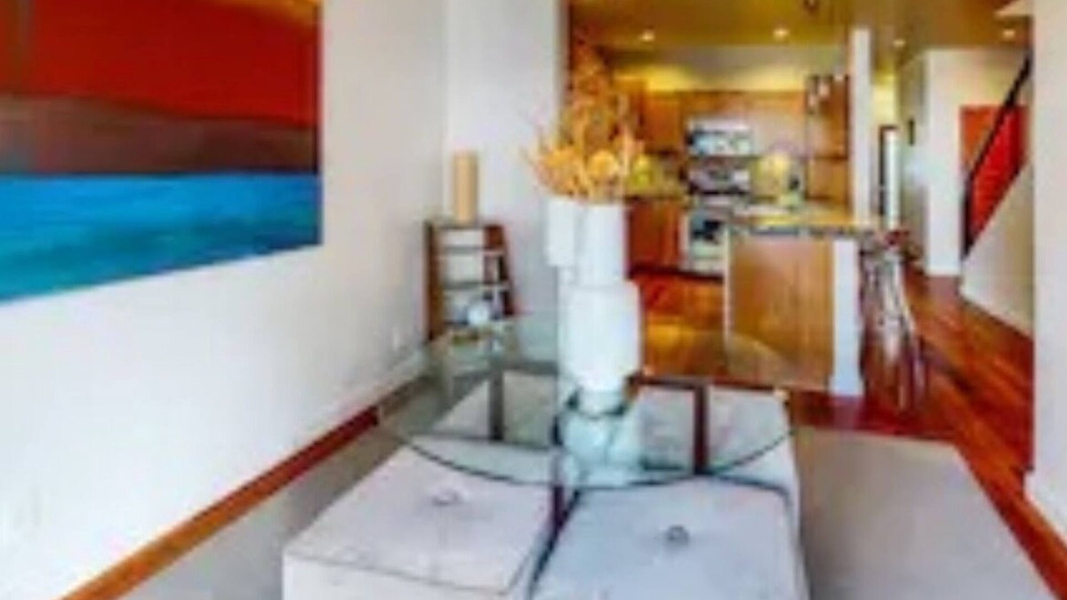 North End House | Luxury Northend Row House IN Boise's desirable HYDE PARK. 1/2mile to downtown.