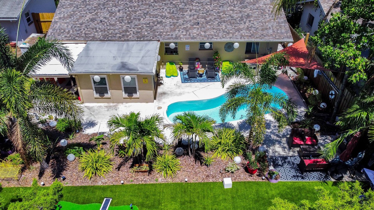 Walsingham House | Luxury Oasis heated pool near beach