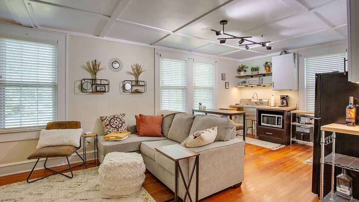 Tallahassee Apartment | Luxury Oasis near FSU w/King bed