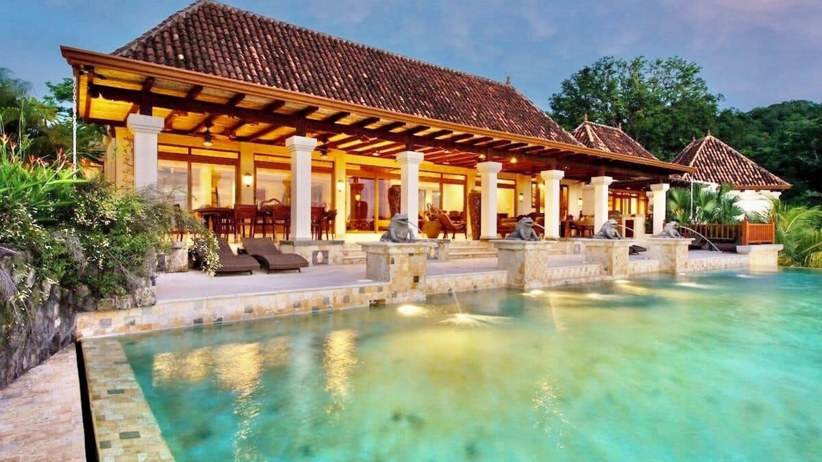 Canafistula House | Luxury Ocean-View Private Resort Retreat – Breakfast & Private Chef Included