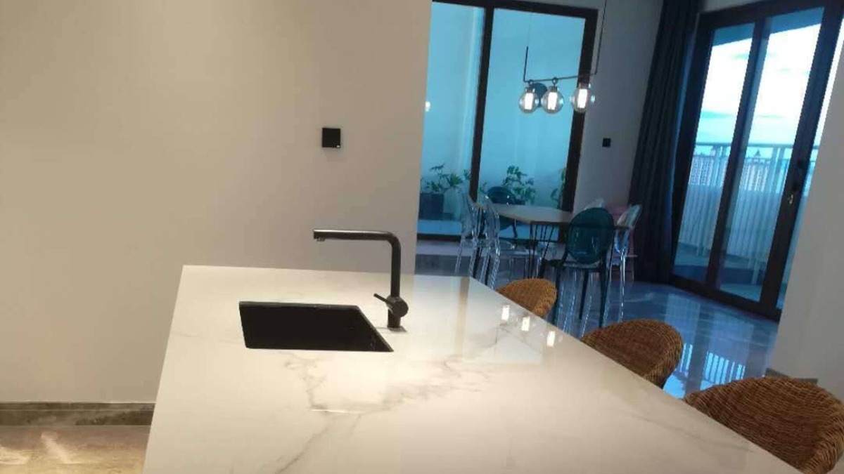 Lingshui House | Luxury ocean view apartment with big roof terrace