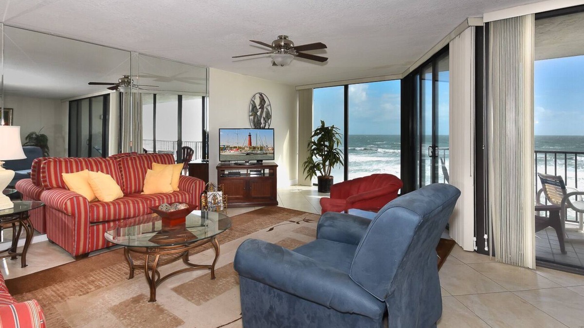 Bethune Beach Condo | Luxury Oceanfront Condo with Breathtaking Views! Pool & WiFi ~ CH516