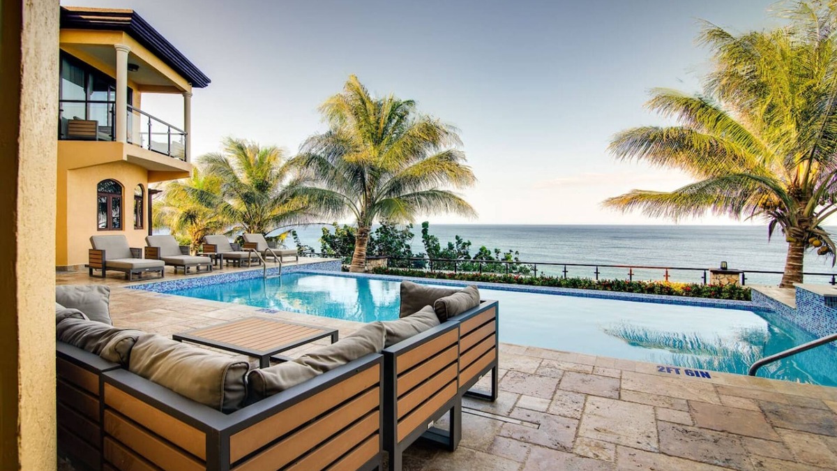 Tower Isle Villa | Luxury Oceanfront Villa in Tower Isle