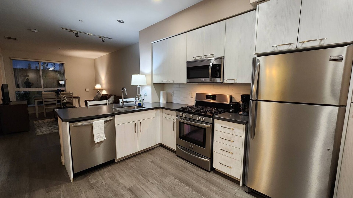 Melrose Apartment | Luxury on la Brea by Target store