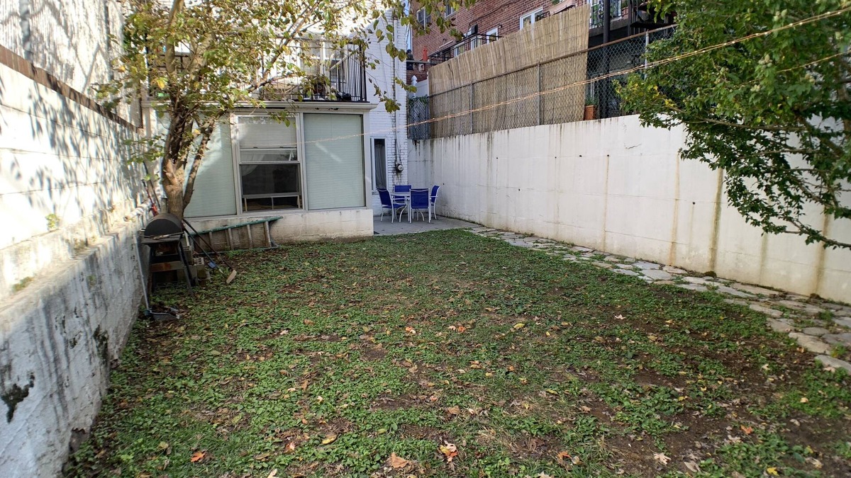 Flatlands House | Luxury One bedroom with private garden