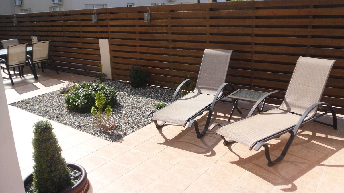Universal Apartment | Luxury Paphos Apartment with Beautiful Garden and Private Jacuzzi